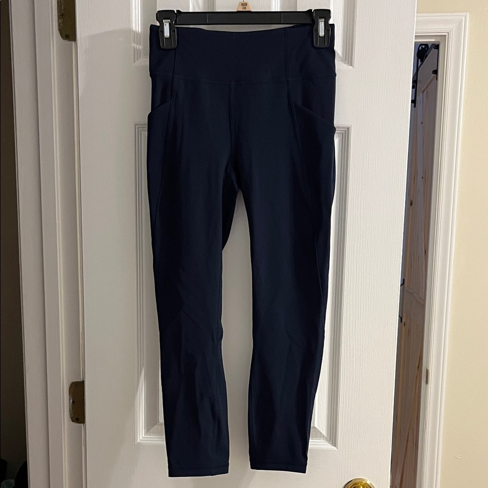 Lululemon Athletica Navy Blue Cropped Leggings